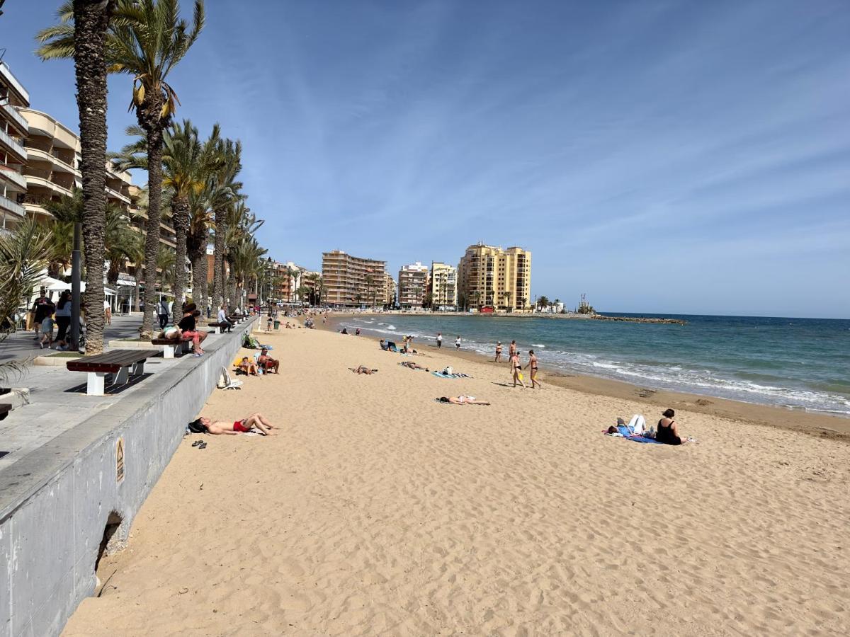 Amazing 3 Bedrooms Apartment With Pool Next To The Sea Torrevieja Exterior photo